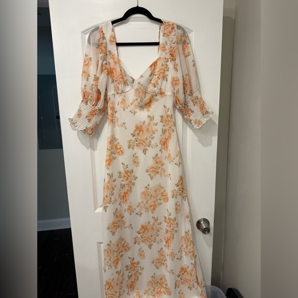 VICI | Strappy Open Back Maxi Dress
